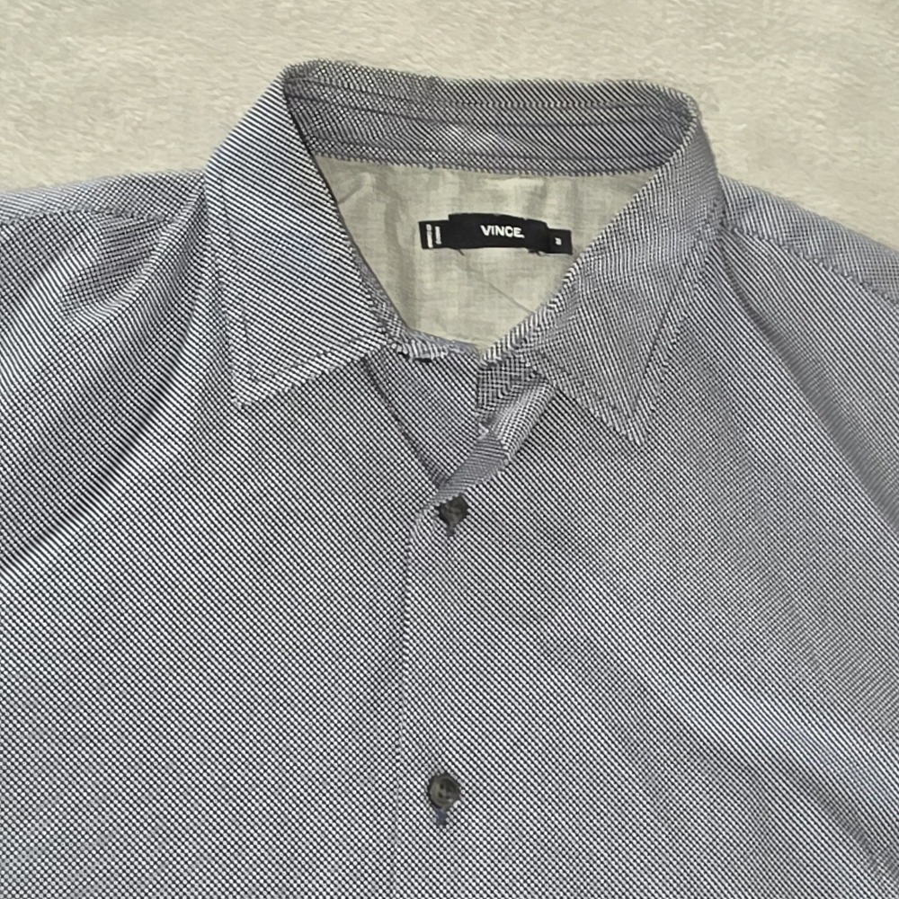Vince Long Sleeve Button Down Shirt Size Medium Blue Polka Dot All Over Print